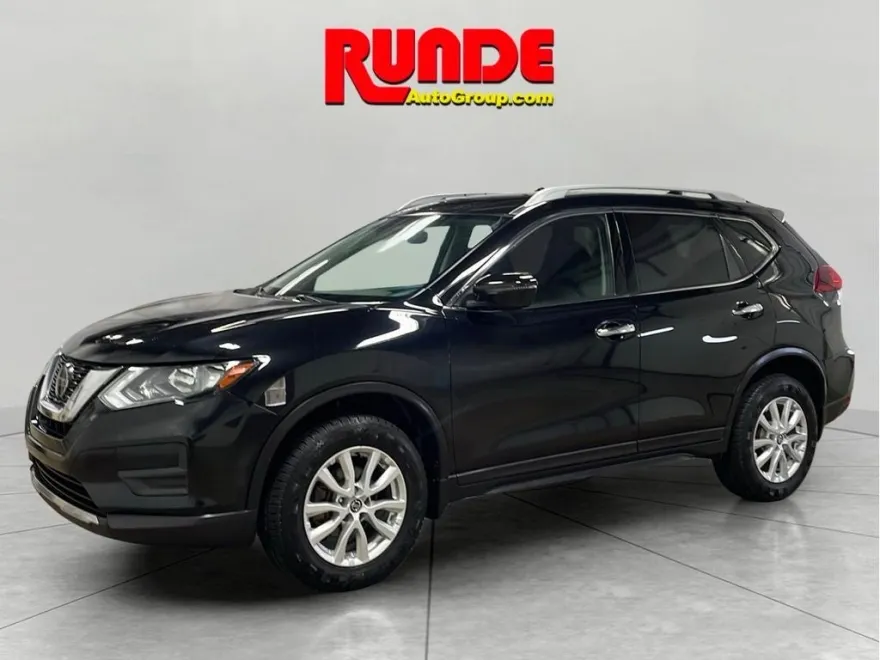 2020 Nissan Rogue SV AWD photo 1