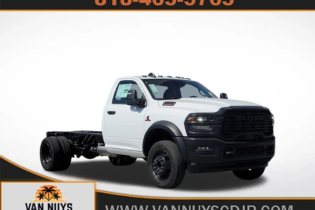 2025 Ram 4500 Tradesman photo 1