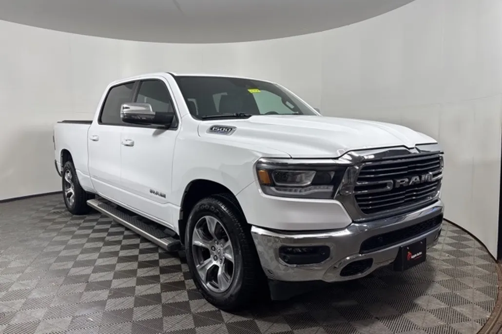 2023 Ram 1500 Laramie photo 1