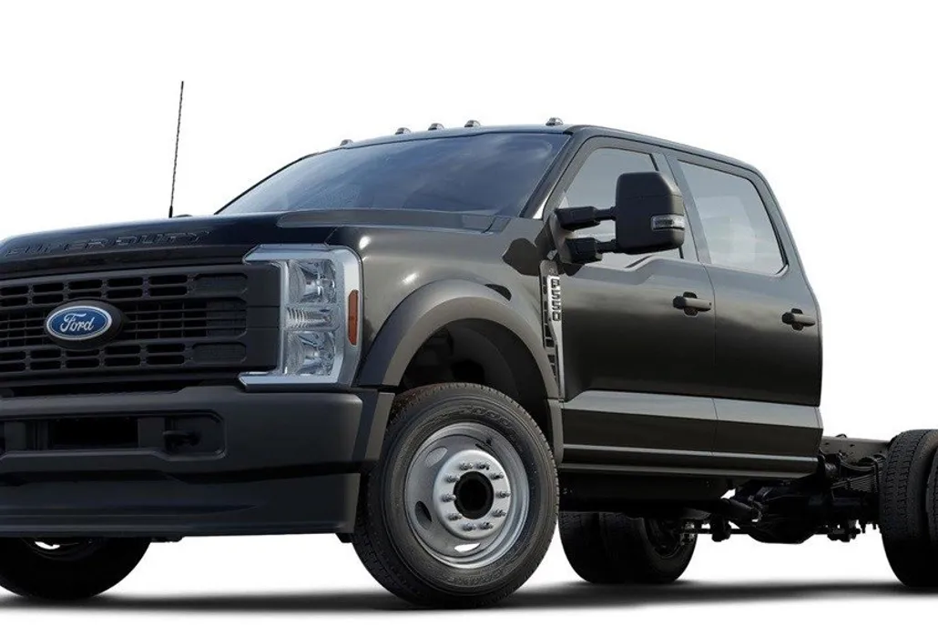 2024 Ford F-550 XL photo 1