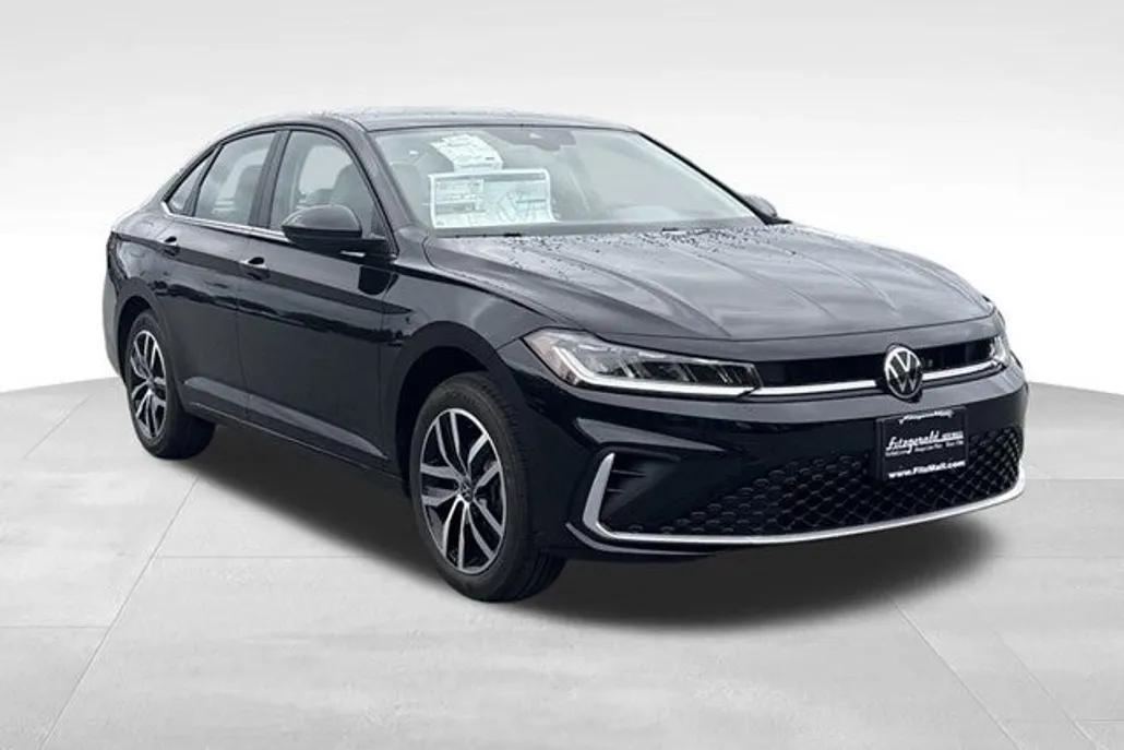2026 Volkswagen Jetta 1.8T SE photo 1