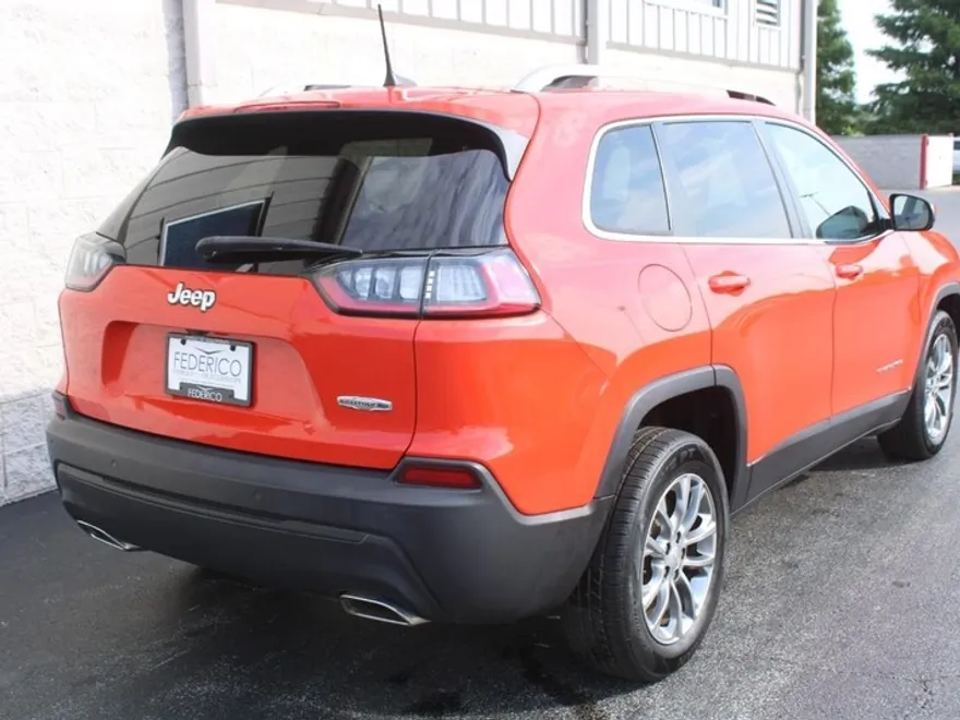 2021 Jeep Cherokee Latitude Lux photo 1