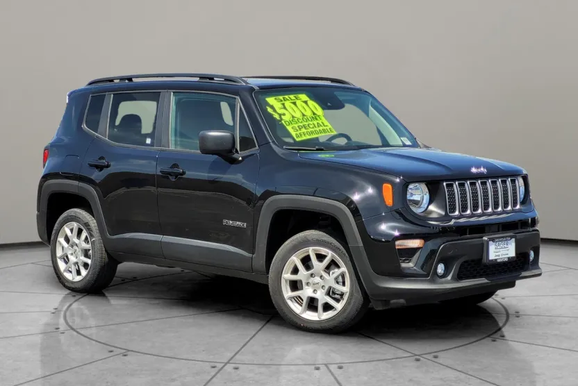 2023 Jeep Renegade Latitude photo 1