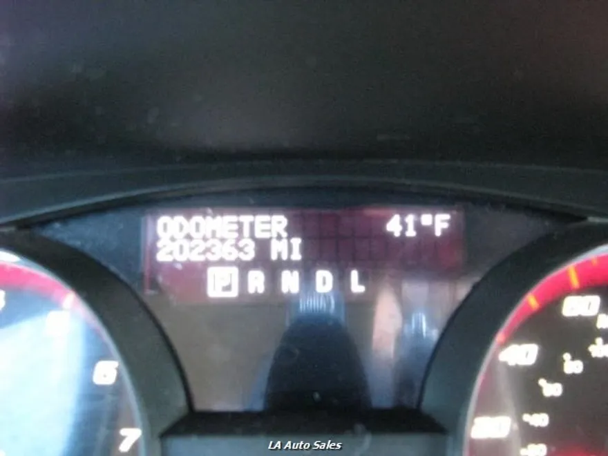 2011 Gmc Acadia SLE photo 18
