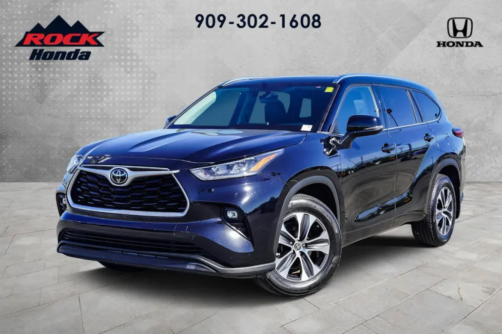 2020 Toyota Highlander XLE photo 1