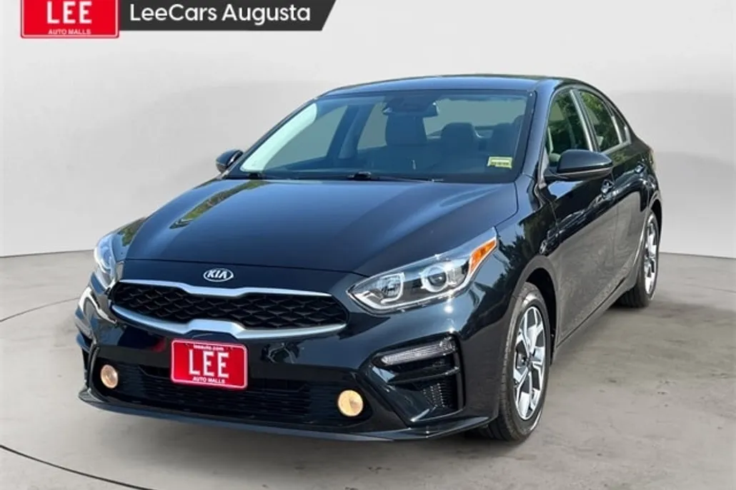 2020 Kia Forte LXS photo 1