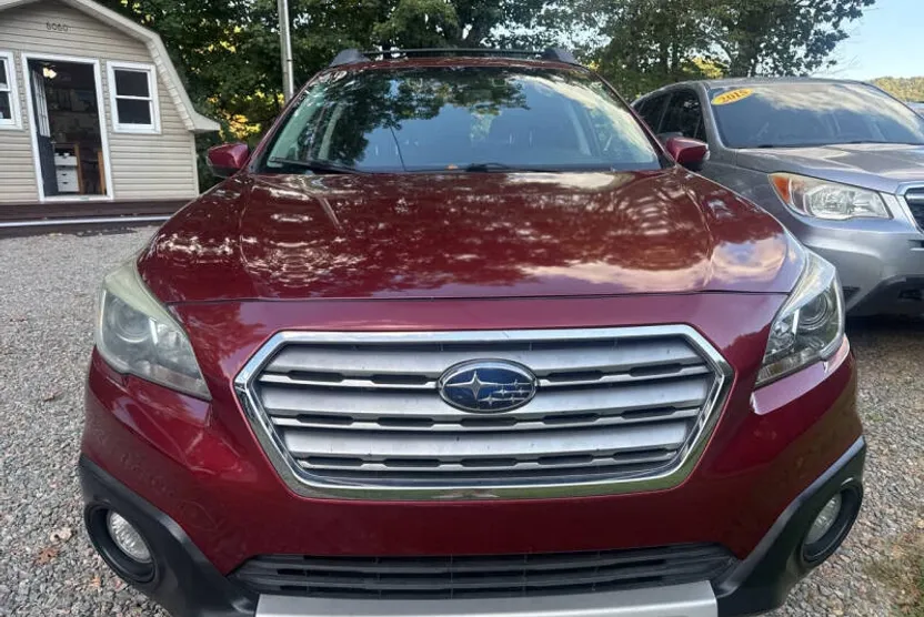 2015 Subaru Outback 3.6R Limited photo 1