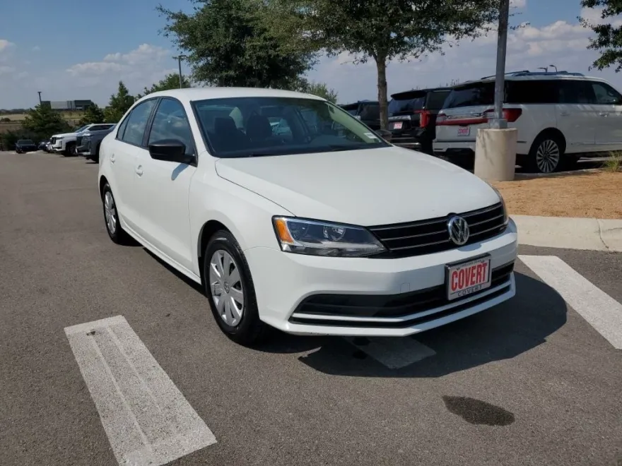 2016 Volkswagen Jetta S photo 1