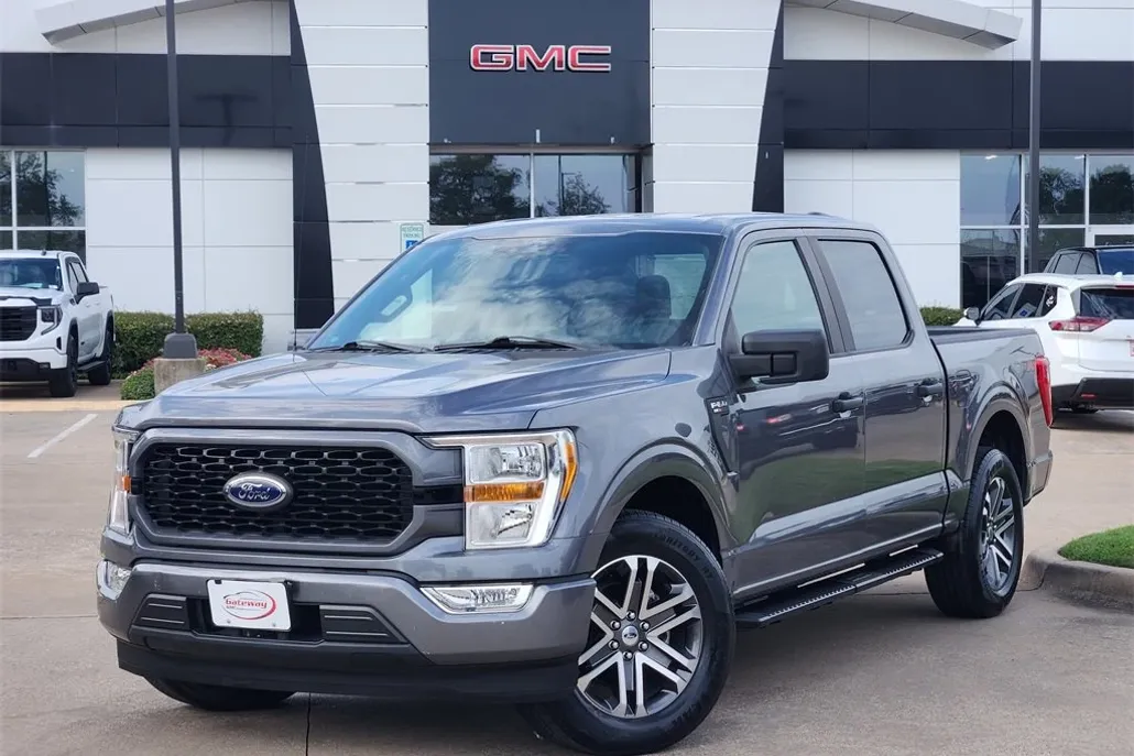 2021 Ford F-150 XL photo 1