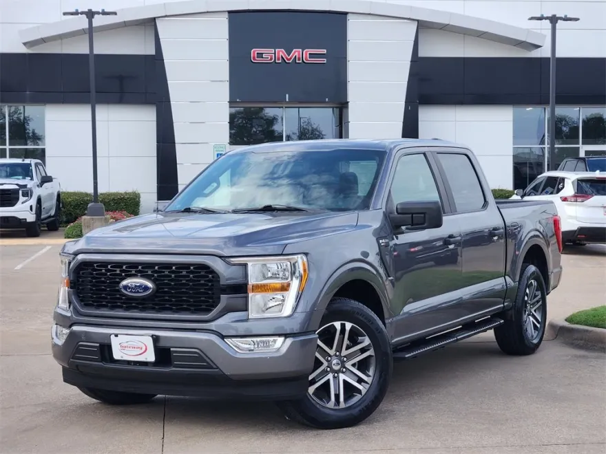 2021 Ford F-150 XL photo 1