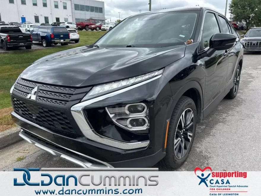 2024 Mitsubishi Eclipse Cross SE photo 1