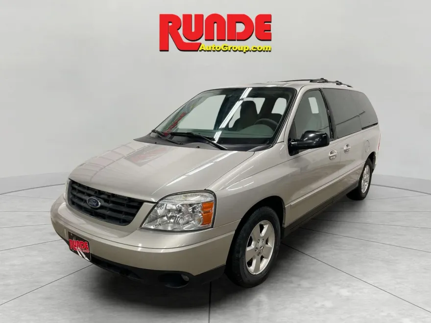 2004 Ford Freestar SES photo 1