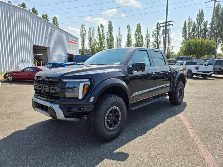 2025 Ford F-150 Raptor photo 1