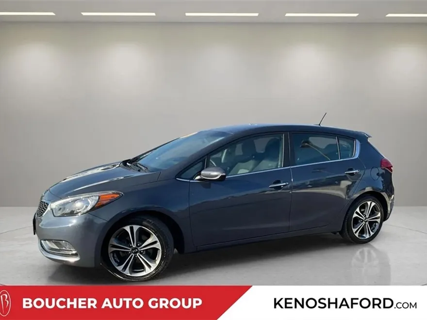 2016 Kia Forte EX photo 1