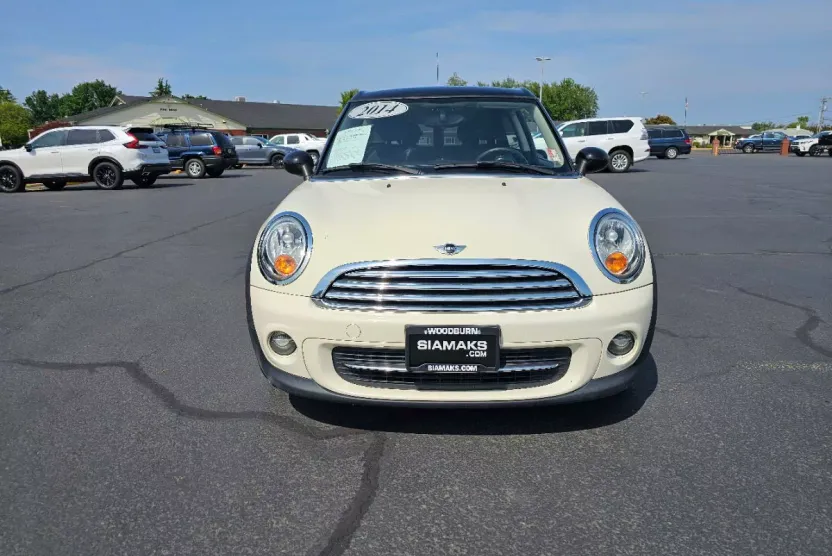 2014 Mini Clubman Base photo 1