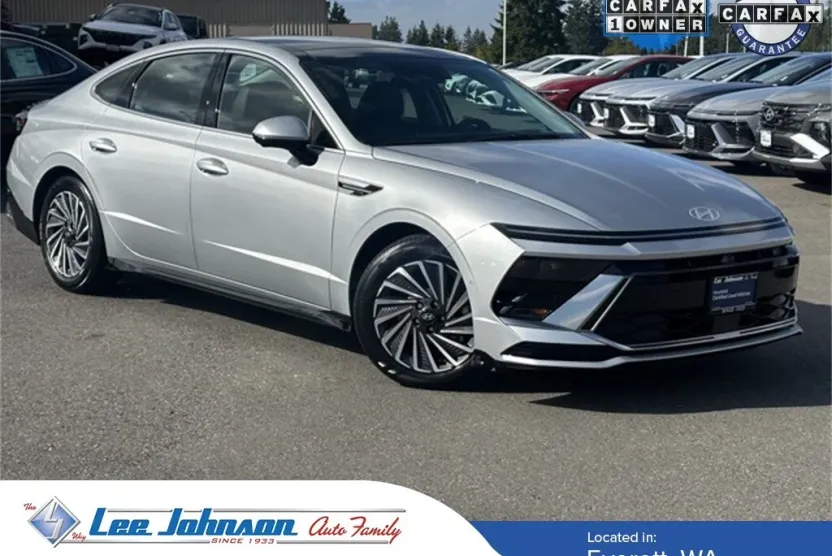 2024 Hyundai Sonata Hybrid Limited photo 1