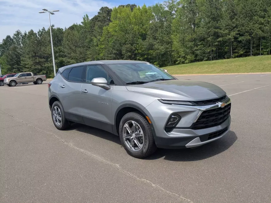 2023 Chevrolet Blazer 2LT photo 1