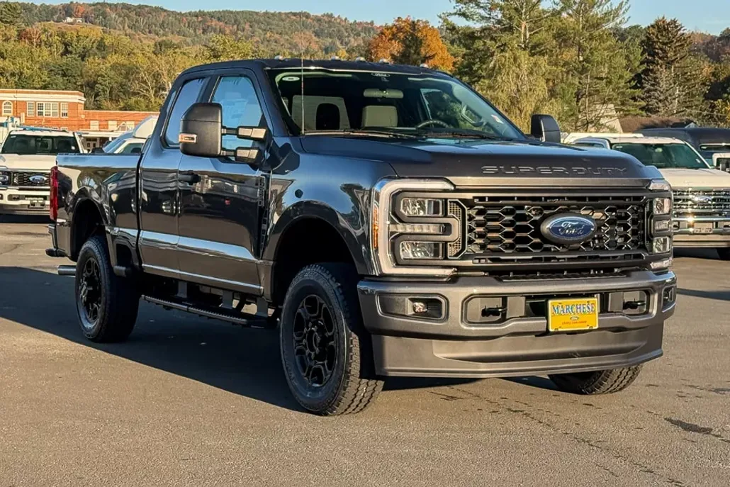 2026 Ford F-350 XL photo 1