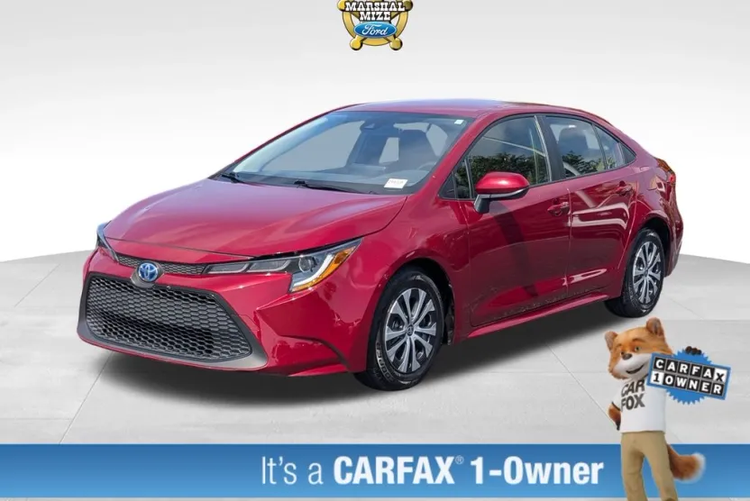 2022 Toyota Corolla LE photo 1