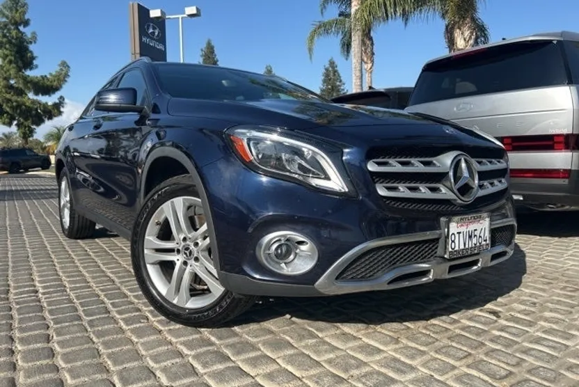 2018 Mercedes Benz GLA 250 photo 1