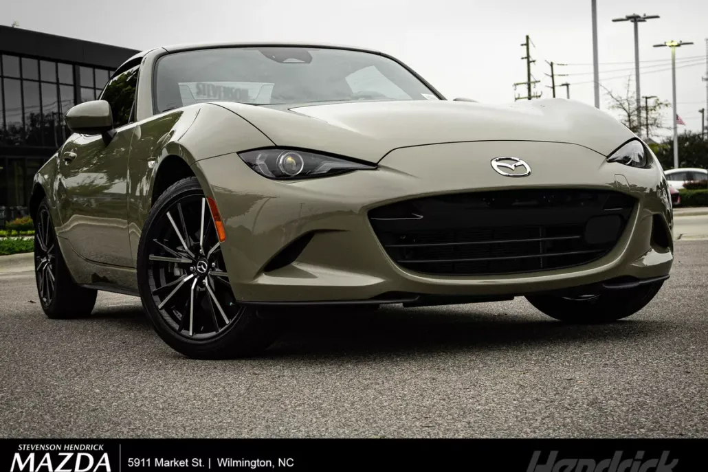 2024 Mazda MX-5 Miata Miata RF Grand Touring photo 1