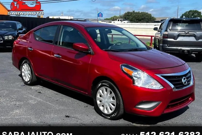 2019 Nissan Versa 1.6 S photo 1