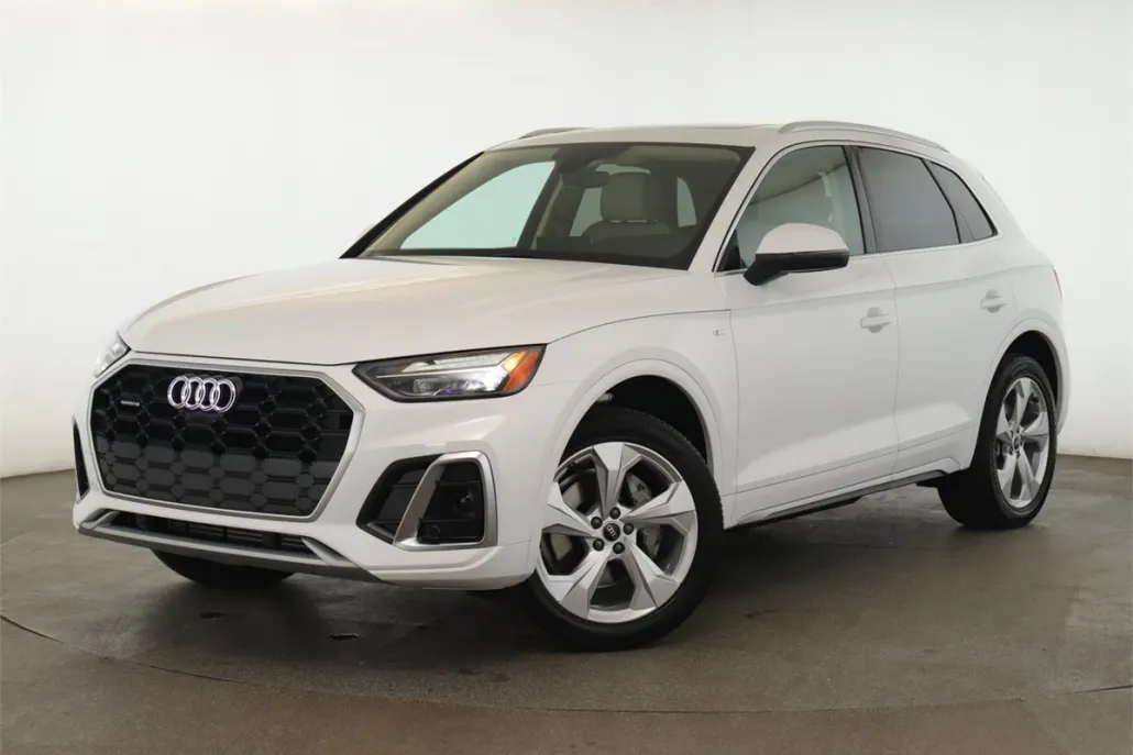 2025 Audi Q5 45 S line Premium Plus photo 1