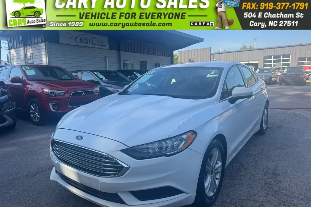 2018 Ford Fusion SE photo 1