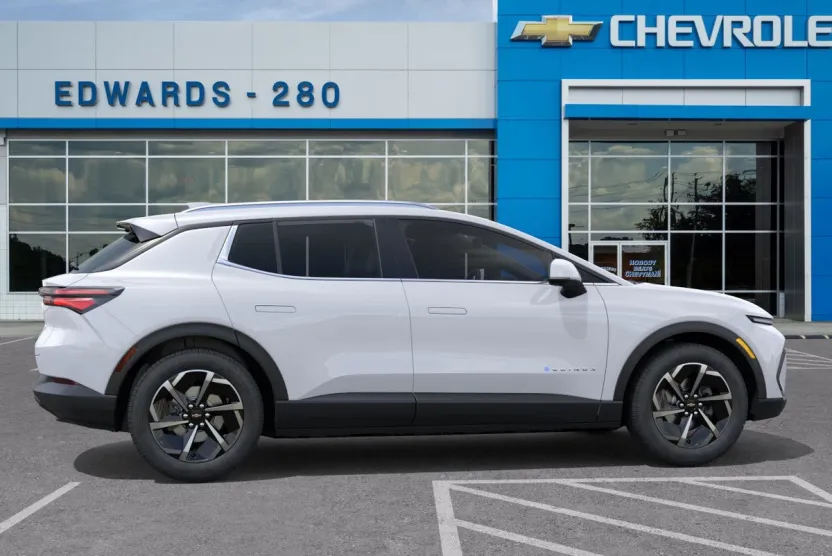 2026 Chevrolet Equinox EV 1LT photo 1