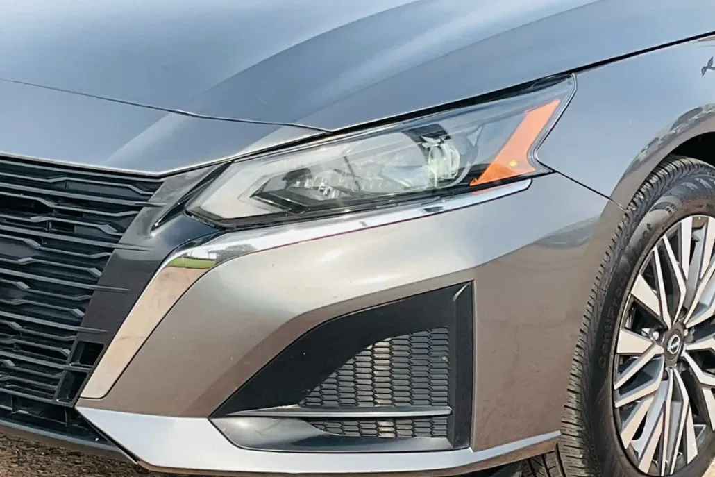 2024 Nissan Altima 2.5 SV photo 1