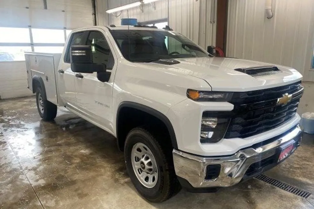 2025 Chevrolet Silverado 3500HD Work Truck photo 1