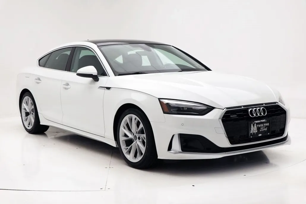 2022 Audi A5 Premium Quattro photo 1