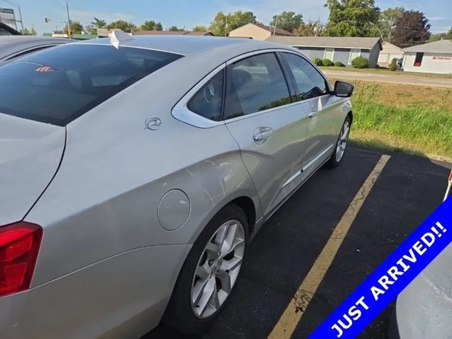 2014 Chevrolet Impala LTZ photo 1