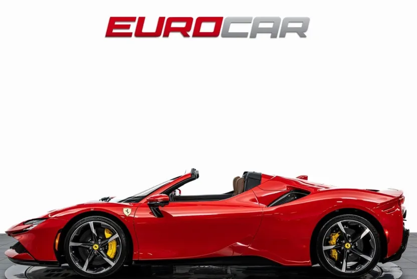 2023 Ferrari SF90 Spider Base photo 1