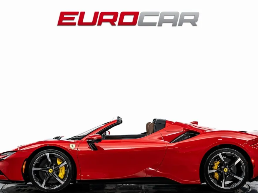 2023 Ferrari SF90 Spider Base photo 1