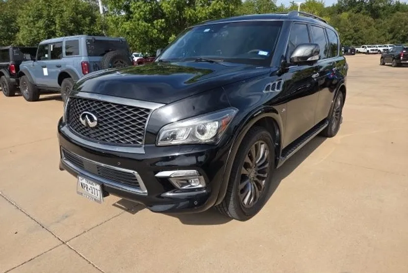 2017 Infiniti QX80 Limited photo 1