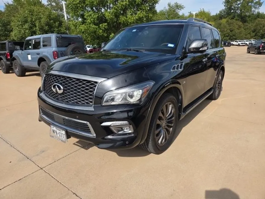 2017 Infiniti QX80 Limited photo 1