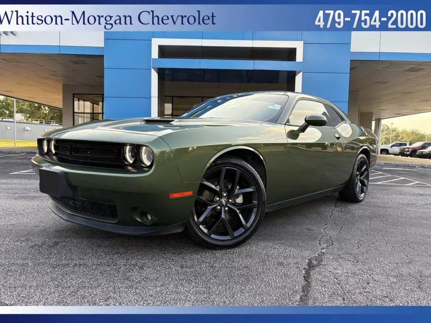 2023 Dodge Challenger SXT photo 1