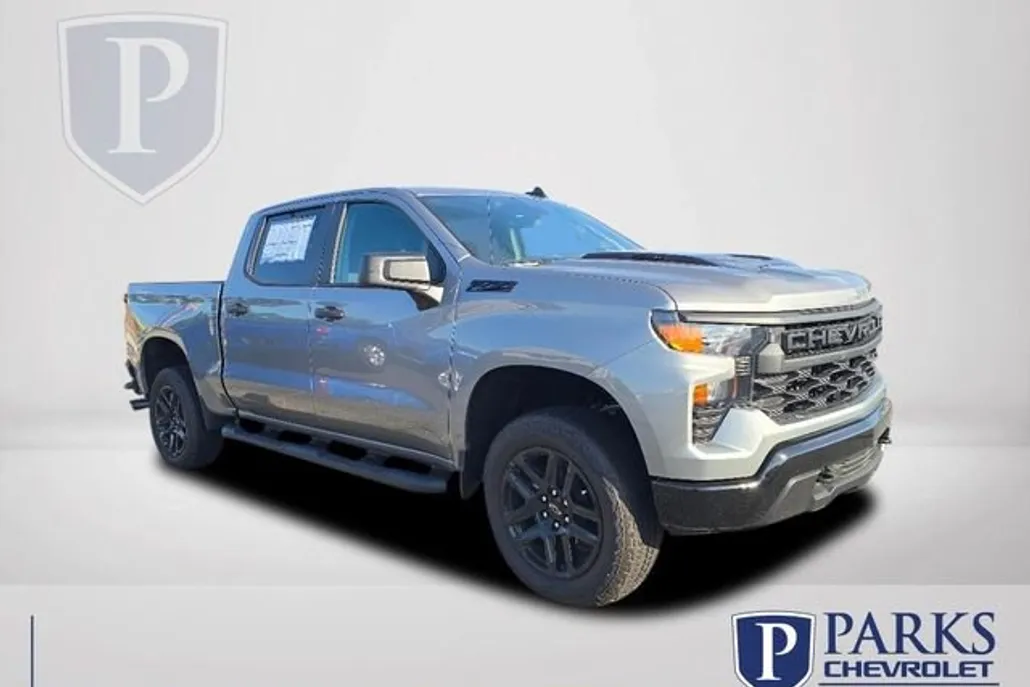 2025 Chevrolet Silverado 1500 Custom Trail Boss photo 1