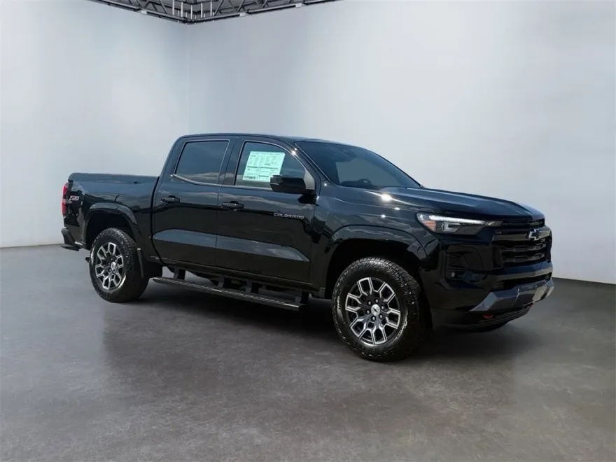 2026 Chevrolet Colorado Z71 photo 1