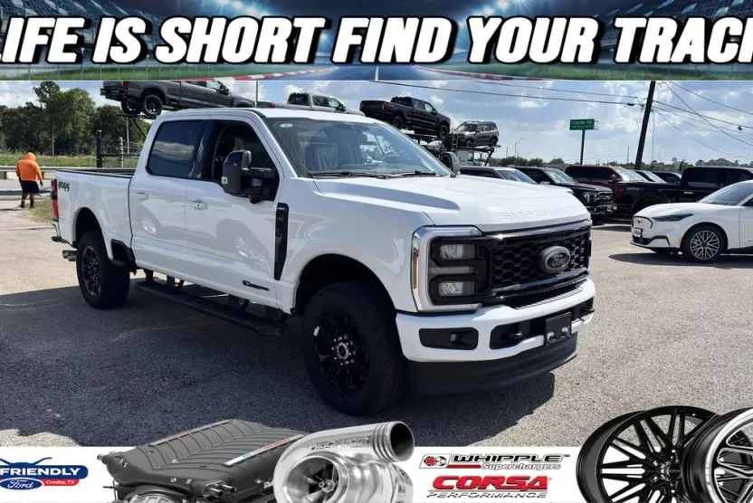 2026 Ford F-250 Lariat photo 1