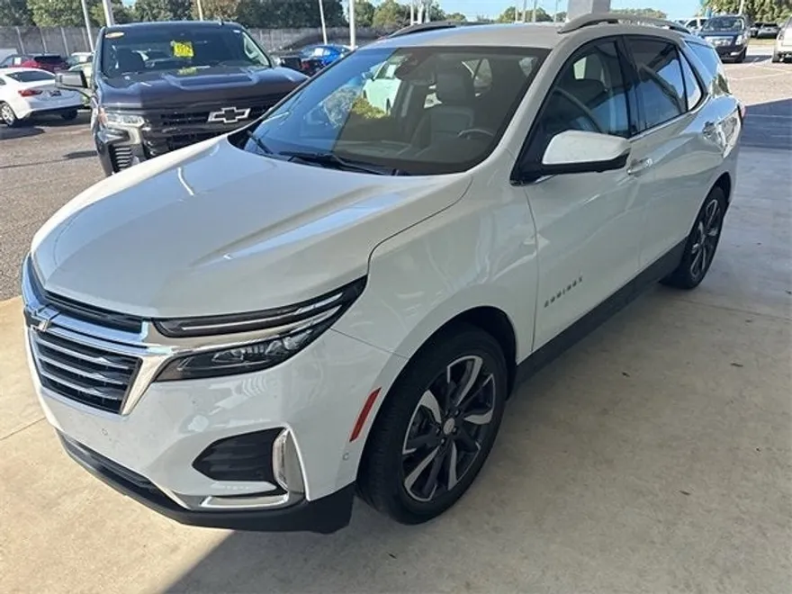 2022 Chevrolet Equinox Premier photo 1