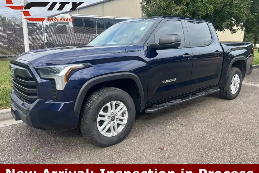 2022 Toyota Tundra SR5 photo 1