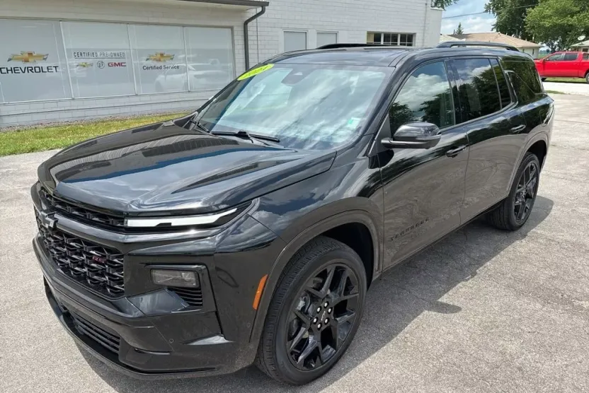 2024 Chevrolet Traverse RS photo 1