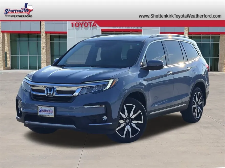 2022 Honda Pilot Touring photo 1