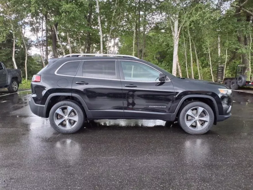 2019 Jeep Cherokee Limited photo 1