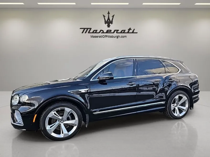 2022 Bentley Bentayga V8 photo 1
