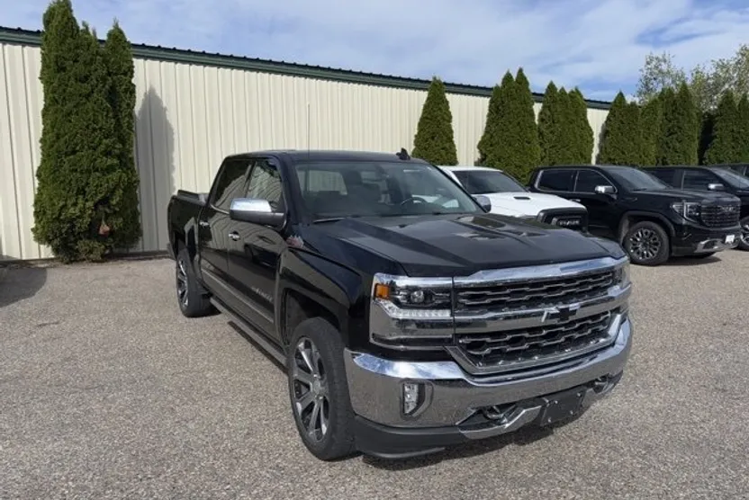 2018 Chevrolet Silverado 1500 LTZ photo 1