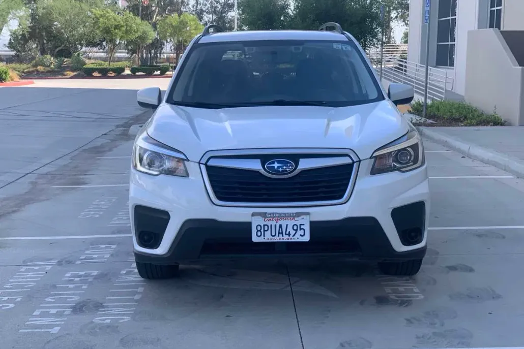 2020 Subaru Forester Premium photo 1