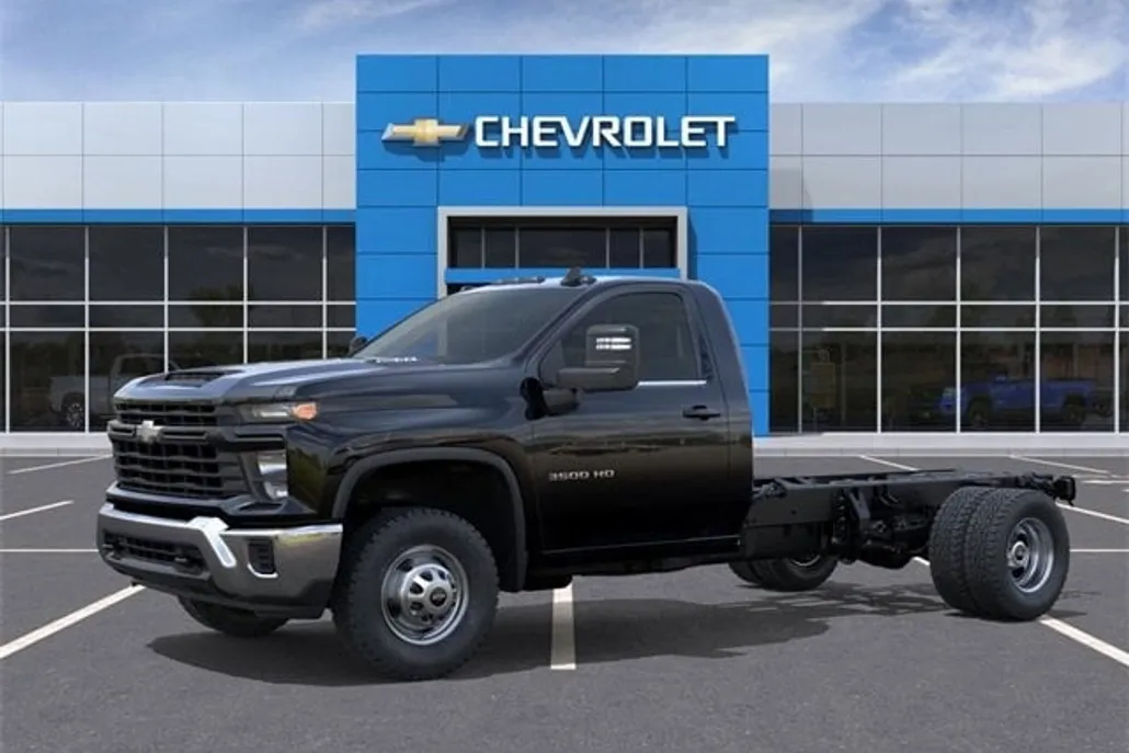 2025 Chevrolet Silverado 3500HD Work Truck photo 1
